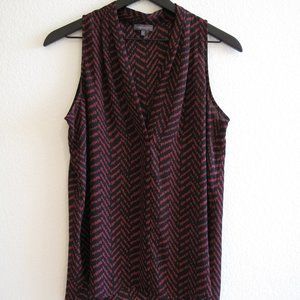 VINCE CAMUTO Black and Burgundy Chevron Top